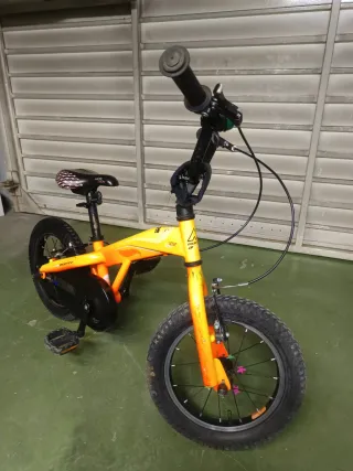 Bicicleta Monty de 14 pulgadas.