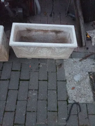 Jardinera piedra labrada dibujo