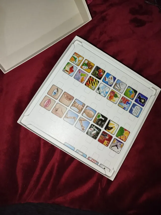 Juego de mesa Concept