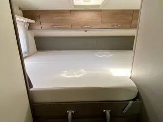 Alquiler autocaravana 6 plazas capuchina