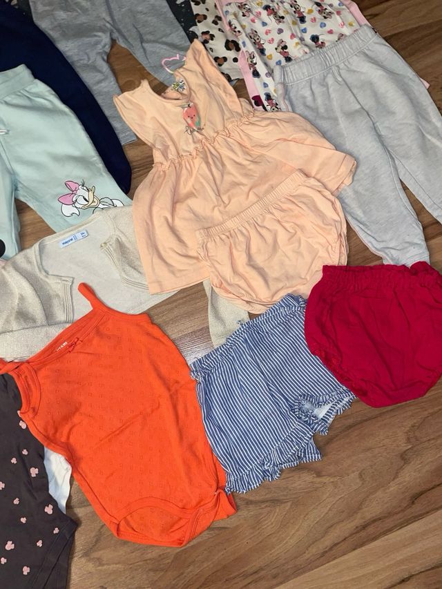 Lote 38 prendas niña 18/24 meses