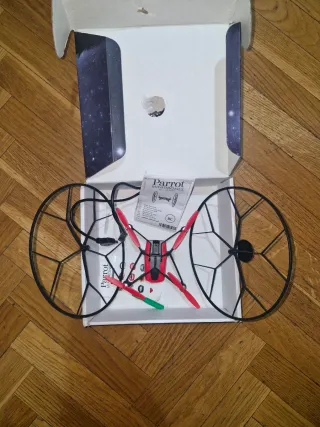 Dron Rolling Spider - Parrot