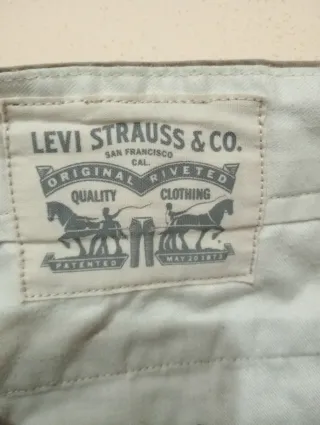 Pantaloni Levis