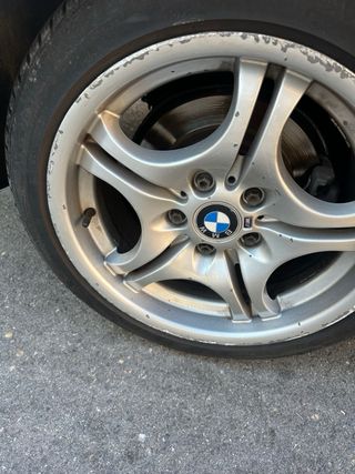 cambio llantas bmw M 17 por llantas de 19 + dinero