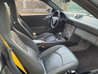 Porsche 911 997 CARRERA 4 MANUAL NACIONAL SOLO 71000 KMS