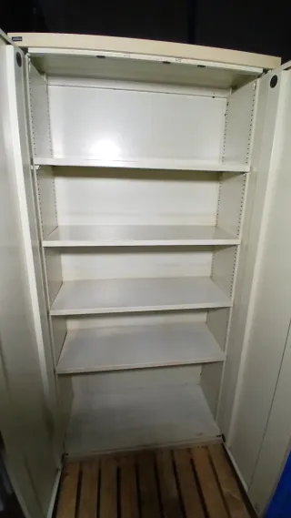 Armario metálico fuerte