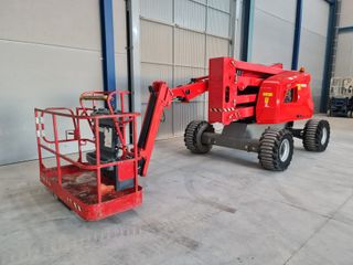 PLATAFORMA ELEVADORA JLG 450AJ