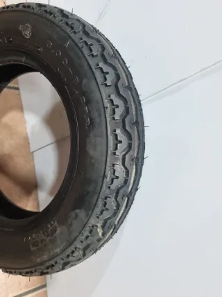 Neumatico de 8" vespa nuevo
