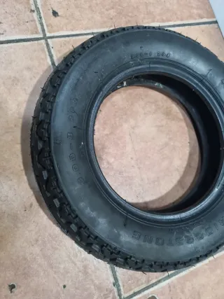 Neumatico de 8" vespa nuevo