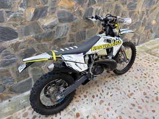 HUSQVARNA TE 300 i 2022 2T