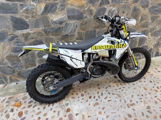 HUSQVARNA TE 300 i 2022 2T