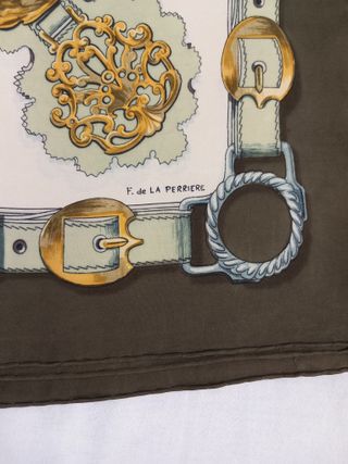 Foulard Hermès Beige e Verde Oliva