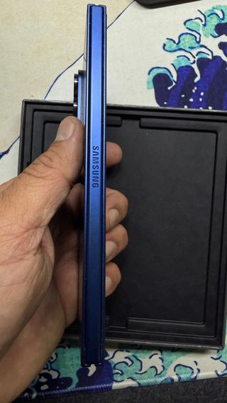 Samsung Z Fold 1 terra. Nuovo, con assicurazione