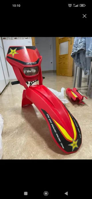 Plásticos gasgas ec 2007.careta faro . guardabarro