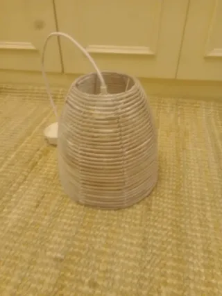 Lámpara de techo de mimbre