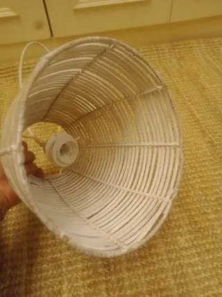 Lámpara de techo de mimbre