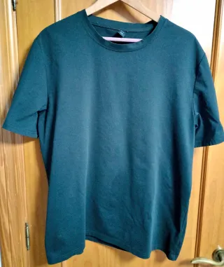 Camiseta negra hombre