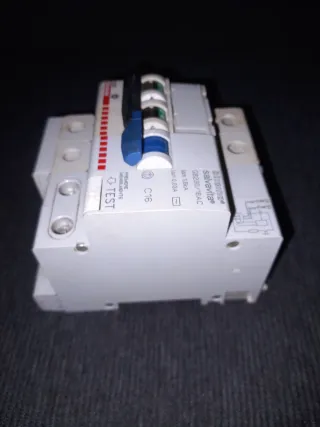 Interruttore Bticino Salvavita G8230/16AC