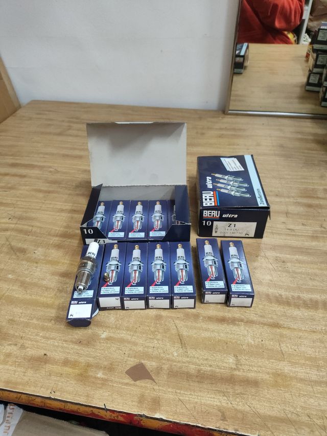 12x Velas de Ignição BERU ultra Z1 14-8 DU Novas - Clássicos