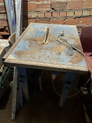 Mesa de corte de madera