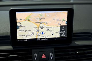 Audi Q5   Advanced 35 TDI 120kW S tronic