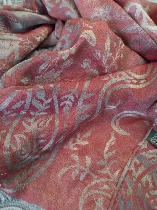 Sciarpa in Seta Rossa