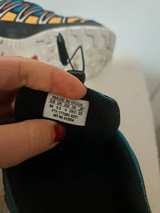 Playeras de montaña Salomón talla 36