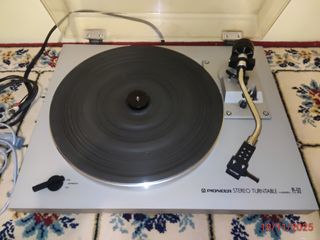 giradischi Pioneer PL512 da restaurare