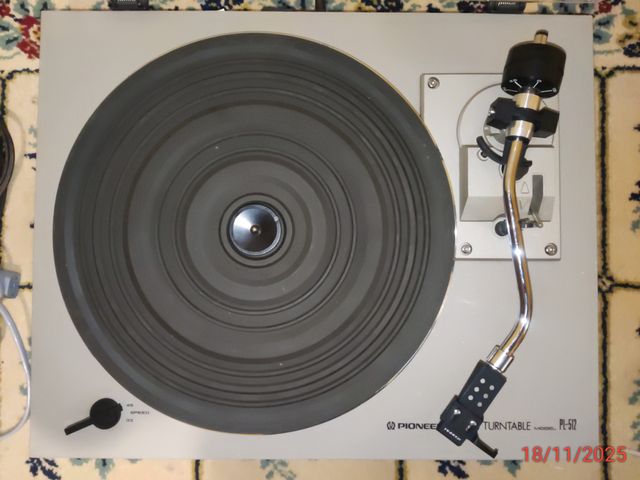 giradischi Pioneer PL512 da restaurare