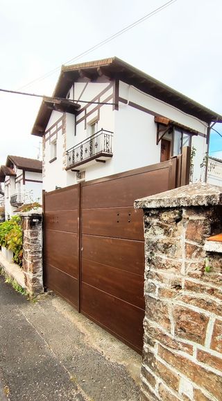 Cerramientos perimetrales y puertas motorizadas