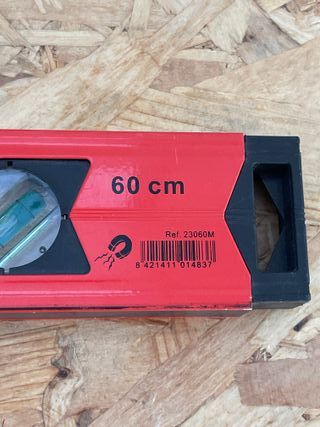 Nivel de burbuja MEDID 60 cm con imanes