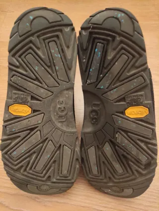 Botas ugg Negras impermeables. Talla 38