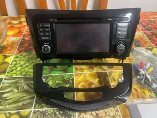 pantalla original nissan qashqai