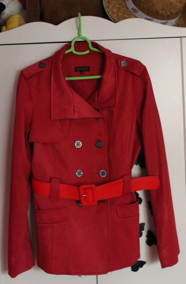 Gabardina corta Adolfo Dominguez Roja