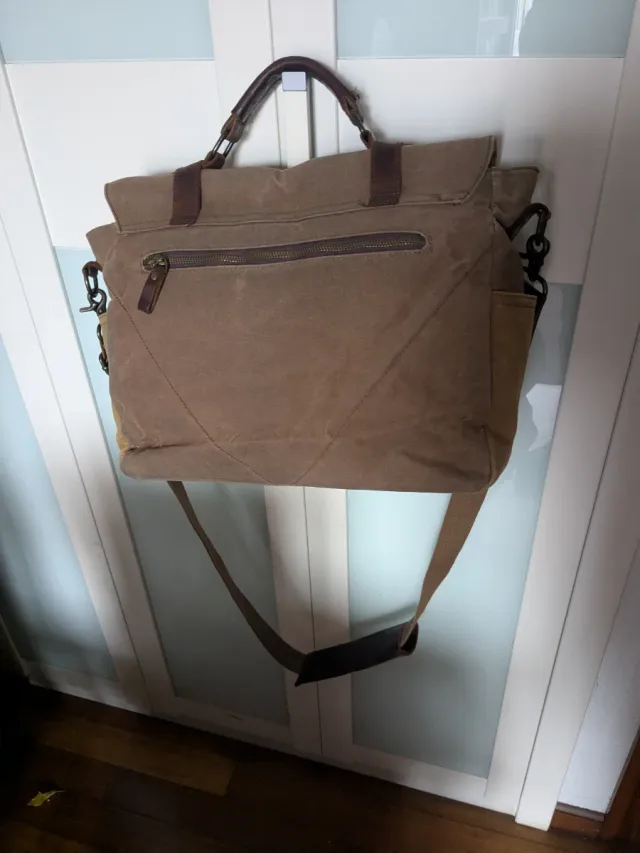 Portadocumentos de lona y cuero