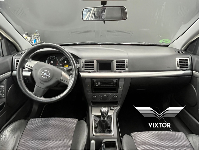 OPEL Vectra C 5p. Vectra 2.2 16v GTS