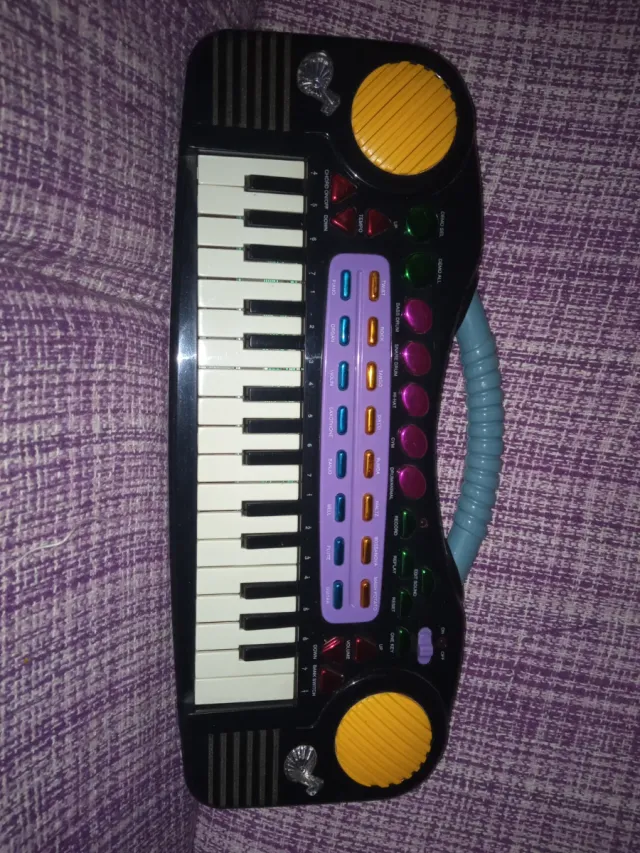 Piano Eléctrico Infantil con Canciones va perfecto