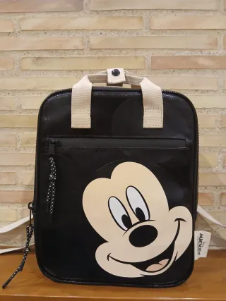 Mochila Mickey Mouse Zara Niñas. Limpia y desinfec