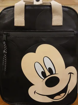 Mochila Mickey Mouse Zara Niñas. Limpia y desinfec