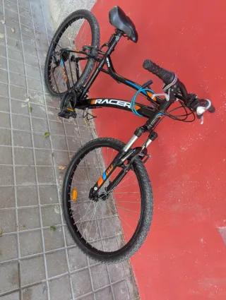Vendo bicicleta Mountain Bike RACEN RC270 ZOOM.