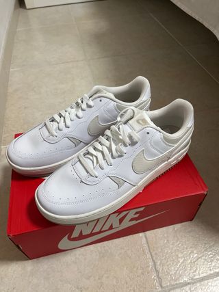 Nike Gamma Force Blancas/Beige Nuevas