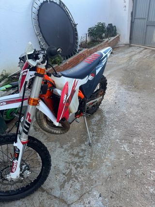 KTM 250 2t SIX DAYS FRANCIA
