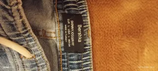 Pantalón vaquero elástico Bershka chico