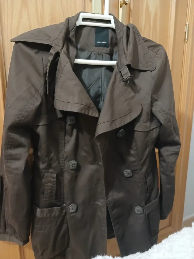 Gabardina cor marrom