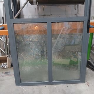 Cerramiento de aluminio con persiana 229 dealto125