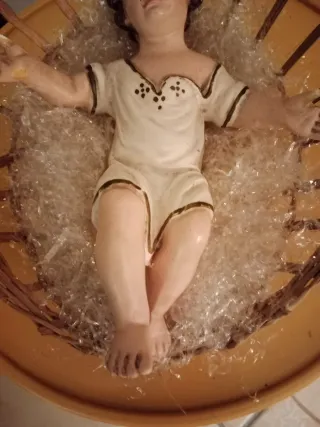 Bambin Gesù in culla