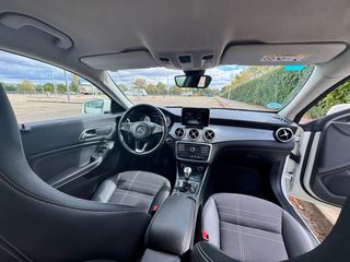 Mercedes-Benz Clase CLA 200 Shooting Brake