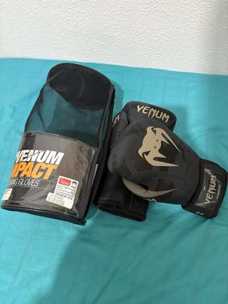 Guantes de Boxeo Venum 12 onzas