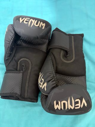 Guantes de Boxeo Venum 12 onzas