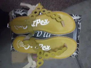 vendo sandalias de dedo